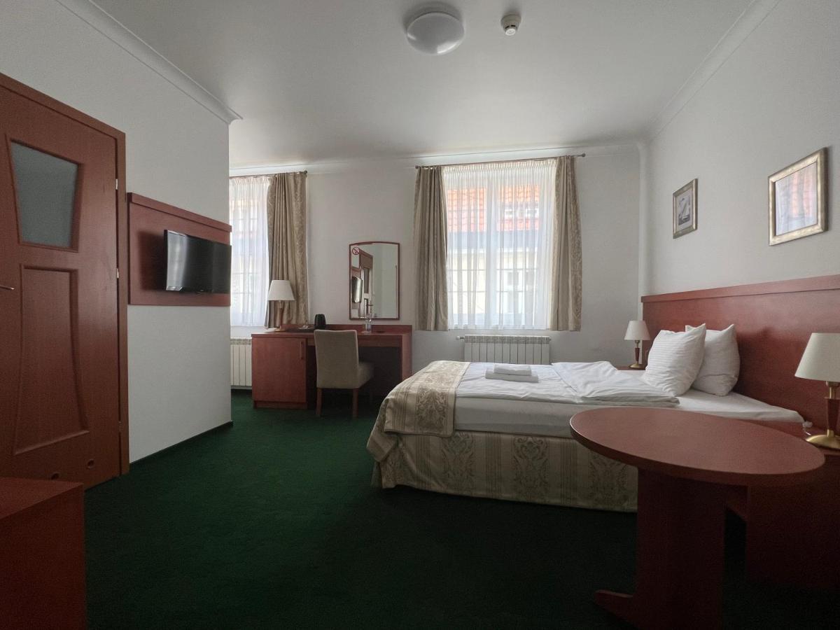 Wkra Hotel