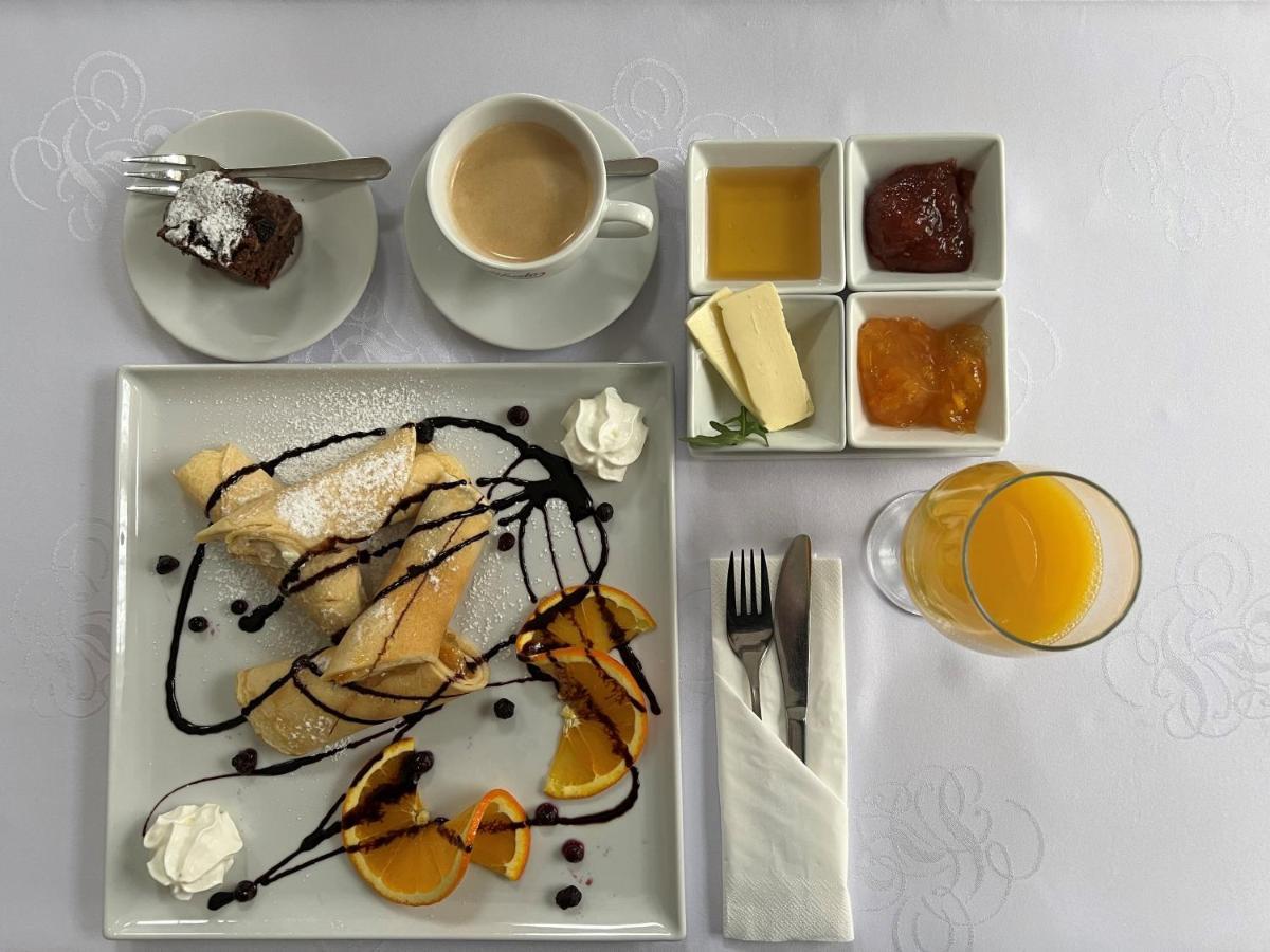 Wkra Hotel 3*